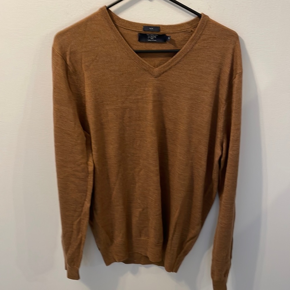 Slim Fit J Crew V Neck Sweater - 100% Merino Wool EUC
